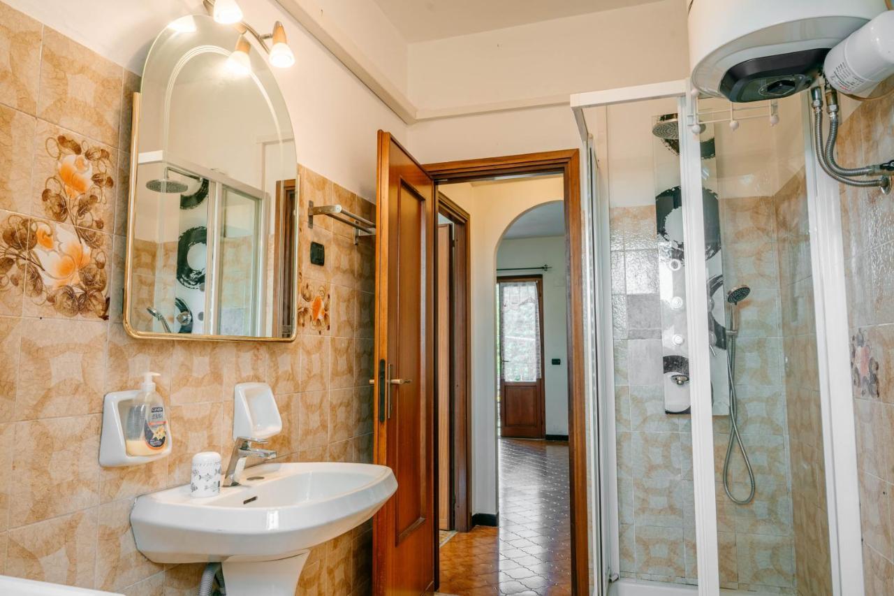 Turri House--- Wifi -Garden-Parking -Balcony Villa Recco Exterior photo